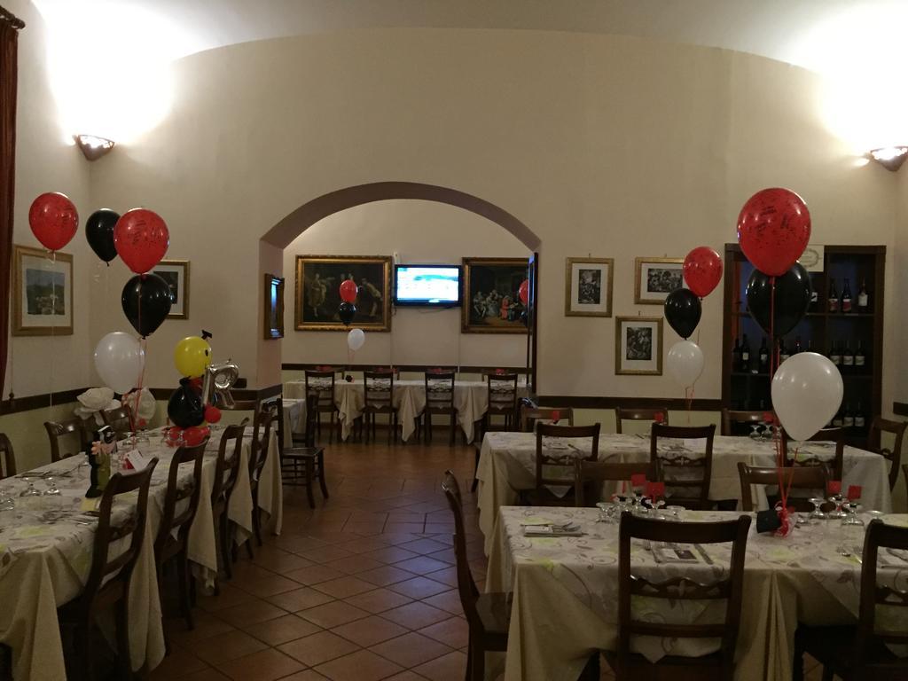 Hotel Ristorante Novecento Caserta Exterior photo