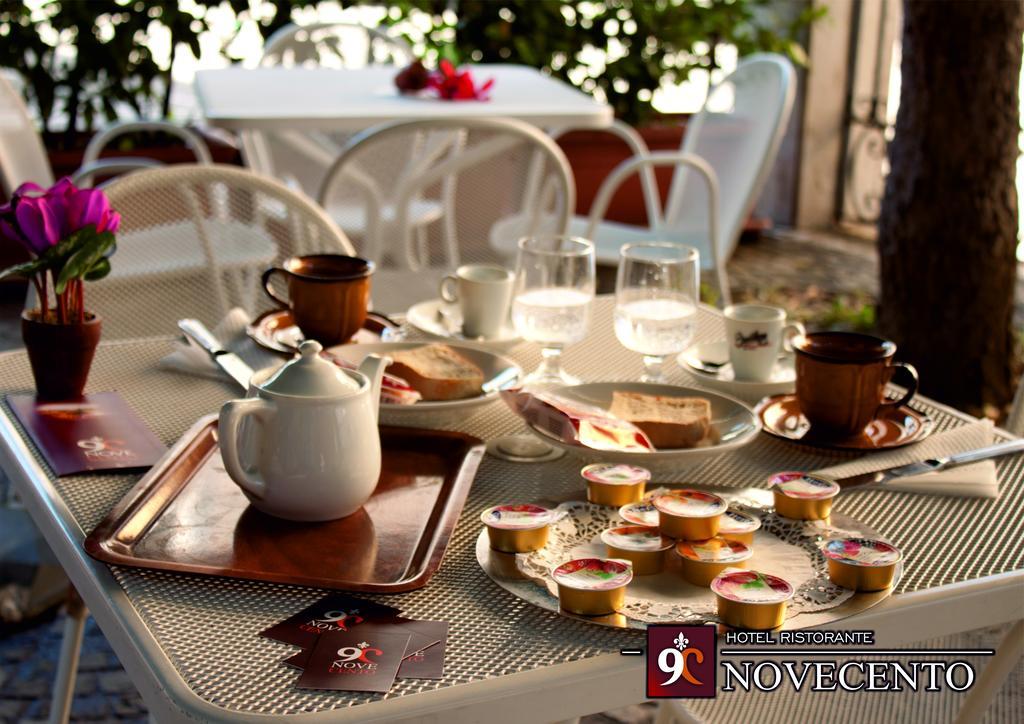 Hotel Ristorante Novecento Caserta Exterior photo